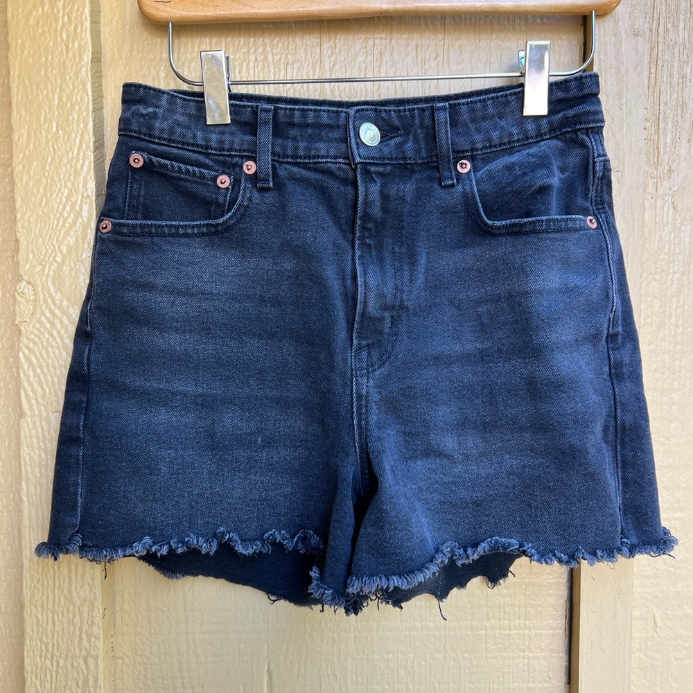 American Eagle High Waisted Black Shorts size 0